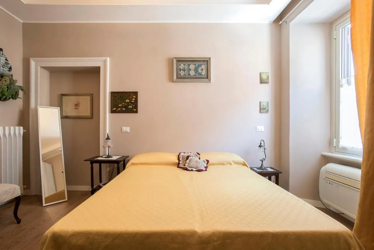 Vaticanestrome Elegant 4-Bedroom Apt In Central Rome Near Vatican- Apartment