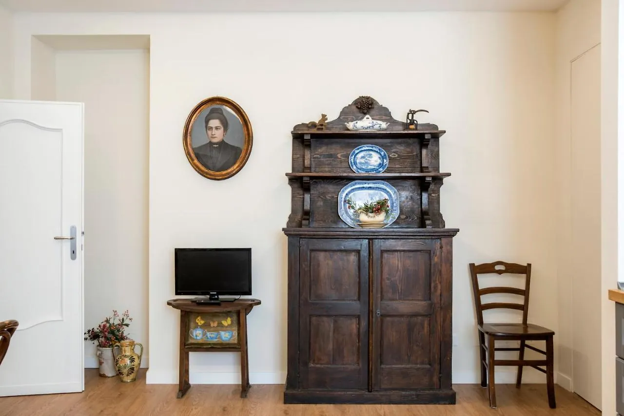 Vaticanestrome Elegant 4-Bedroom Apt In Central Rome Near Vatican-