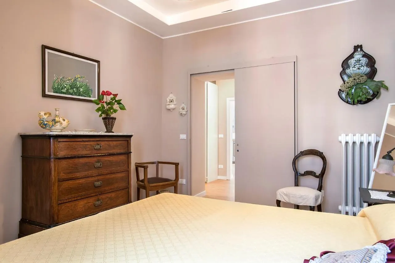 Vaticanestrome Elegant 4-Bedroom Apt In Central Rome Near Vatican- Apartment