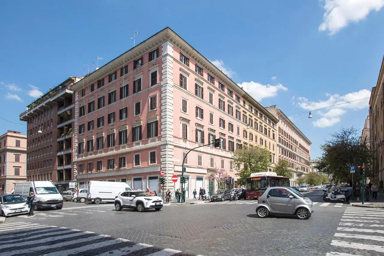 Vaticanestrome Elegant 4-Bedroom Apt In Central Rome Near Vatican-