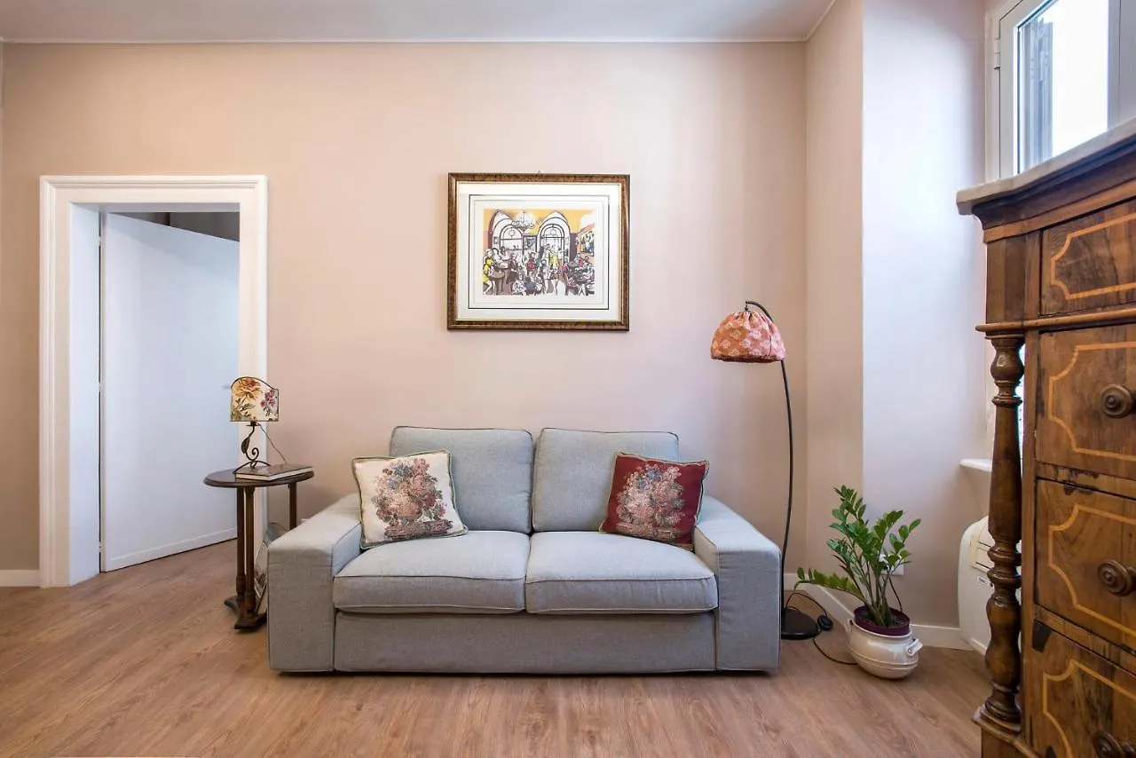 Apartment Vaticanestrome Elegant 4-Bedroom Apt In Central Rome Near Vatican- Italy